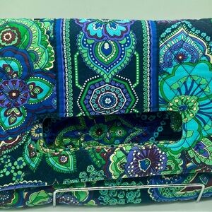 Vera Bradley Magnet fold-over bag